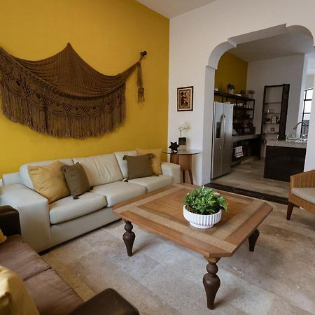Casa Ubicada En El Corazon De Merida, Ac Y Piscina! Exteriér fotografie